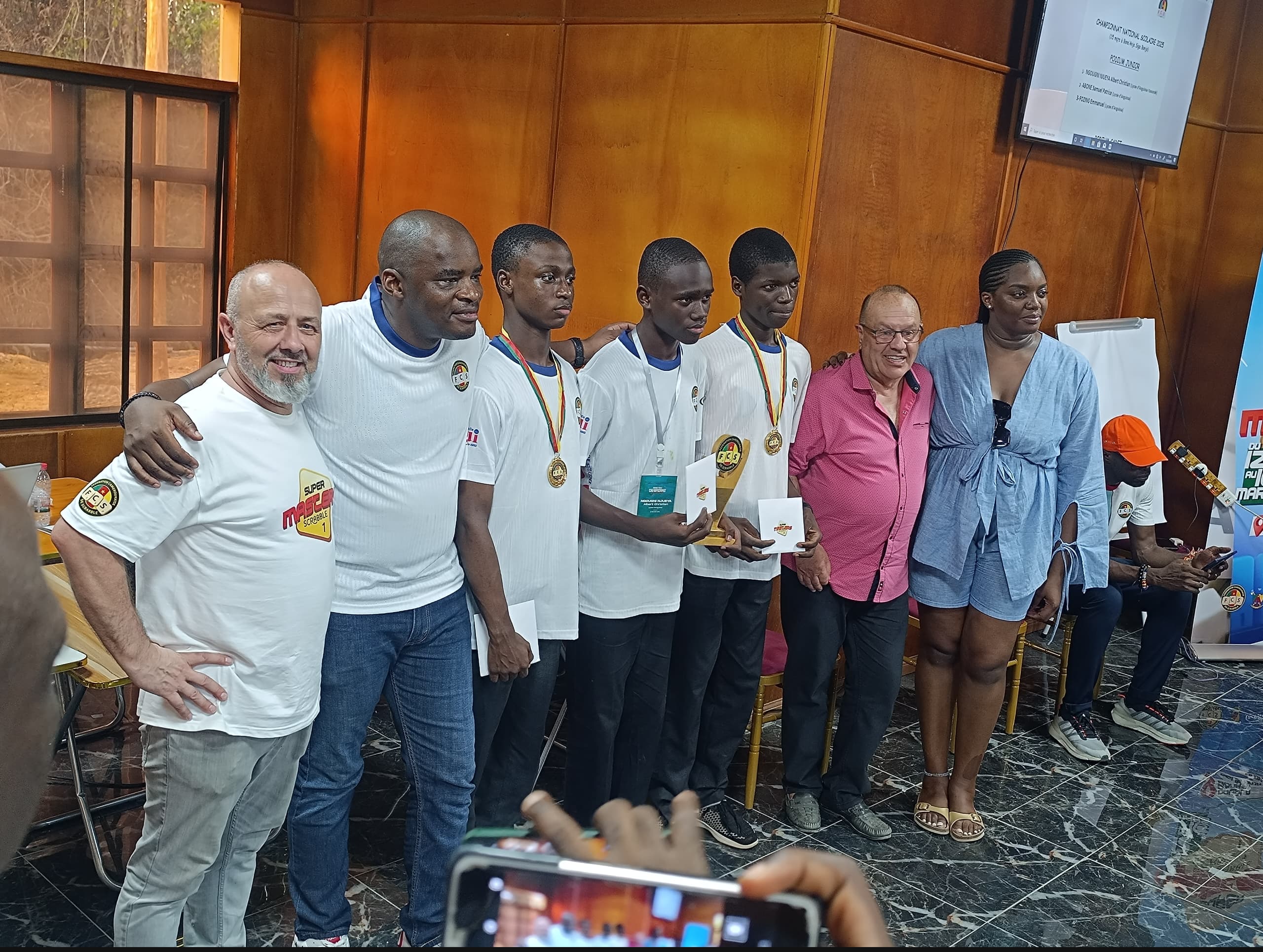 jjjjjjjj.jpeg (593 KB)