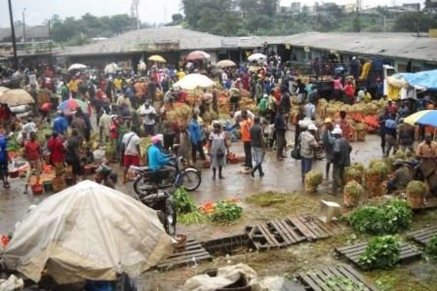 Douala : Au cœur du marché Sandaga