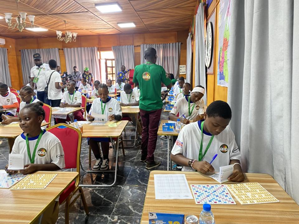 enfants.jpg (119 KB)